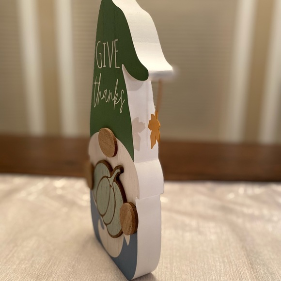 Trick or Treat Gnome & Give Thanks Gnome Signs - Picture 15 of 16